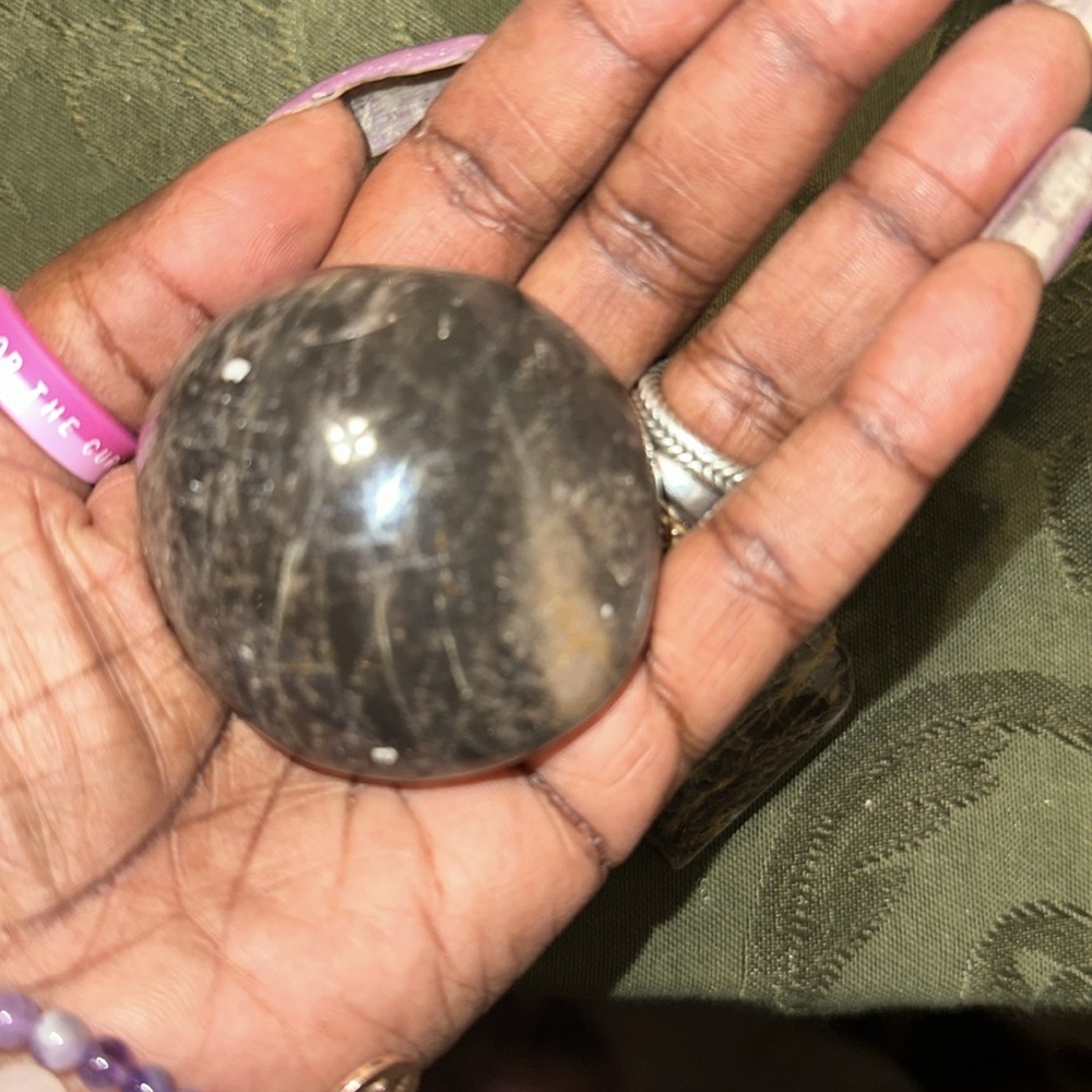Black Moonstone Set - Palm and Heart stone - BLKMNSTNE-001 - Picture 3 of 5